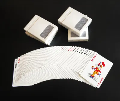 Cartes à jouer en papier à noyau noir allemand de casino avec logo personnalisé